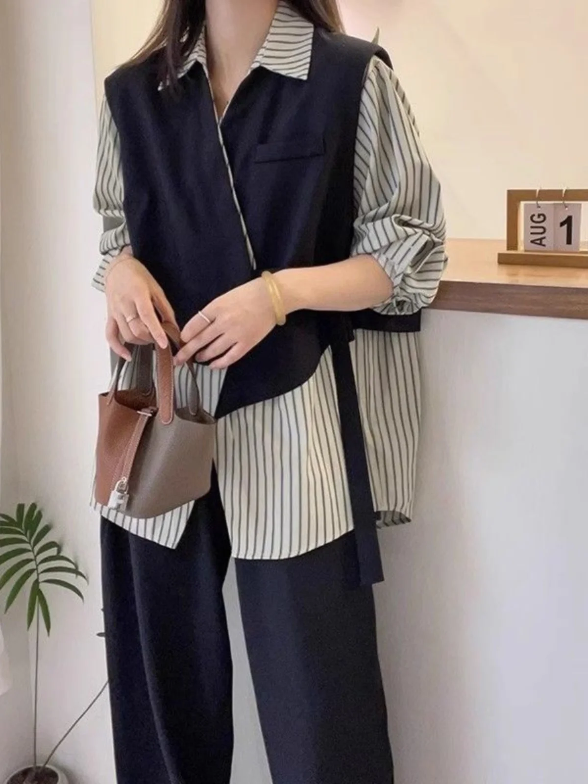 plus Size Striped Shirt Loose Splicing Two-Piece Look Spring Autumn Elegant Fashionable plus Size Women's Commute Style Blouse