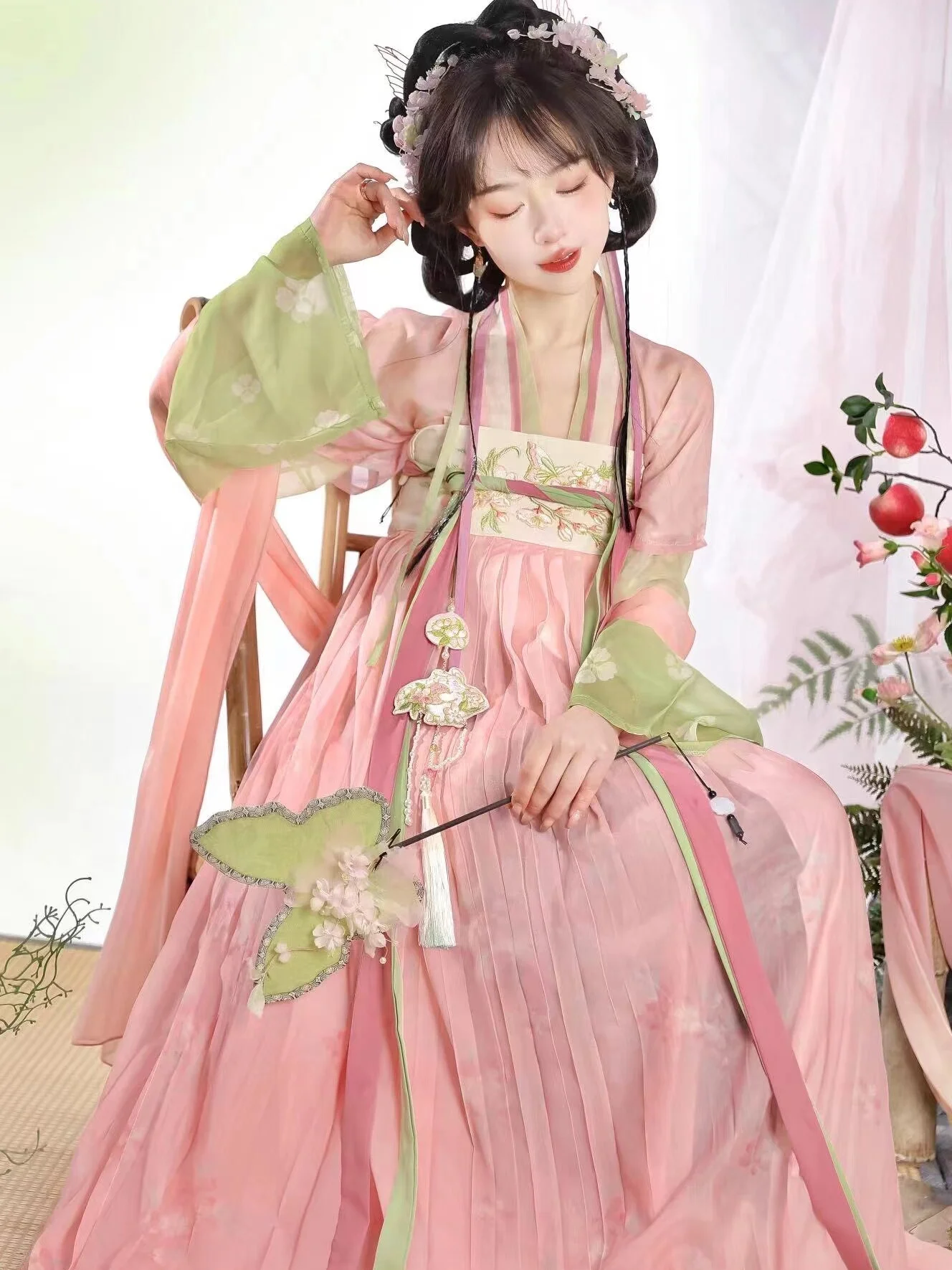 

Шикарный весенний оригинальный топ ZhiTao Tang Dynas Sle f Sve и газовая юбка с вышивкой, модифицированная повседневная одежда для женщин