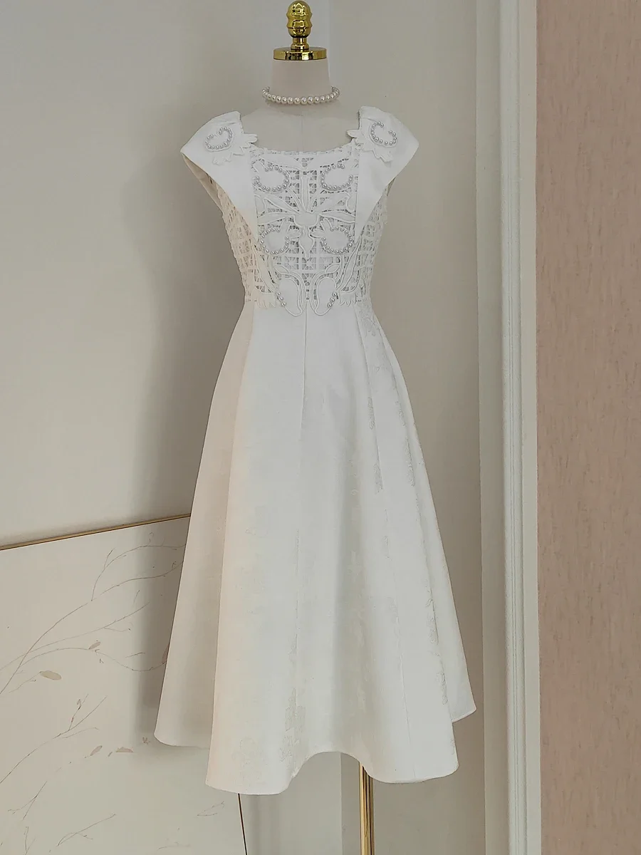

Niche Design Embroidery Hollow Jacquard White Evening Dress Beaded Patchwork Waist Slim Dress Elegant Lace Women Clothing