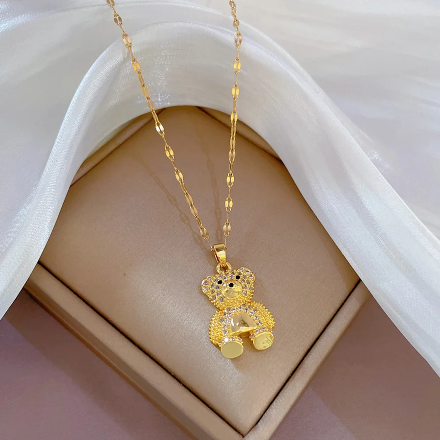 Luxury Titanium Steel Bear Necklace for Women Clavicle Chain Fashion Jewelry Accessory