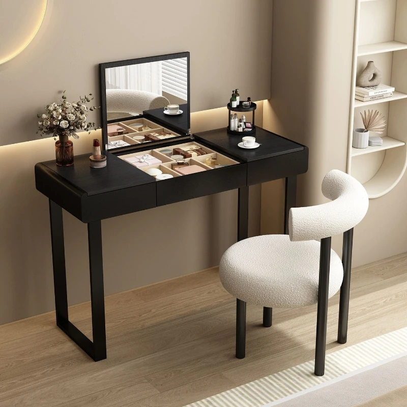 Vanity Table: Solid wood minimalist modern dressing table