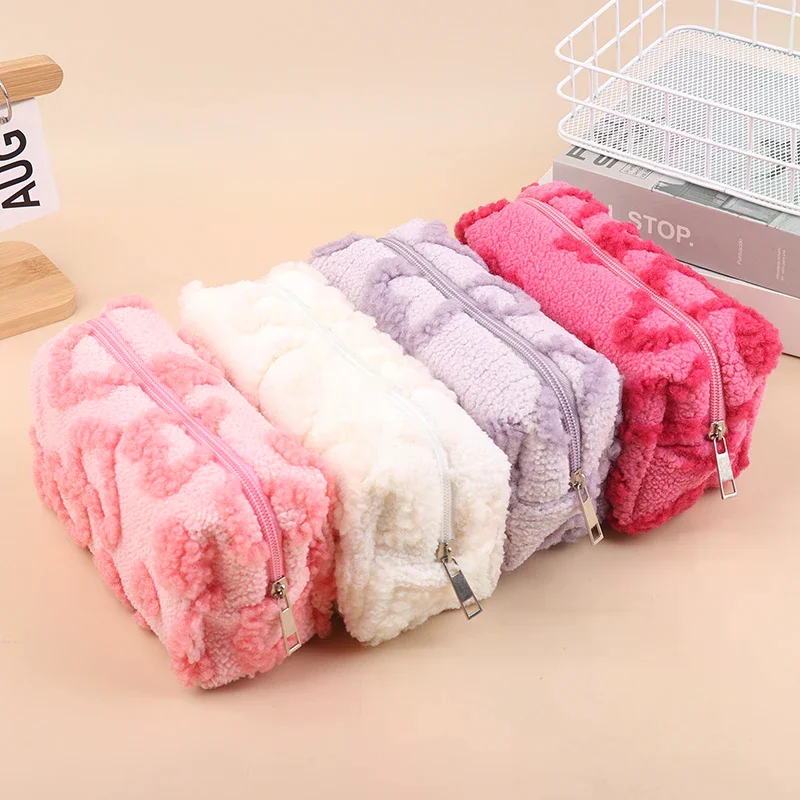 حقائب مكياج قطيفة ناعمة للسفر حقيبة تخزين مستحضرات التجميل المحمولة منظم طباعة الحب مقلمة حقيبة يد لطيفة