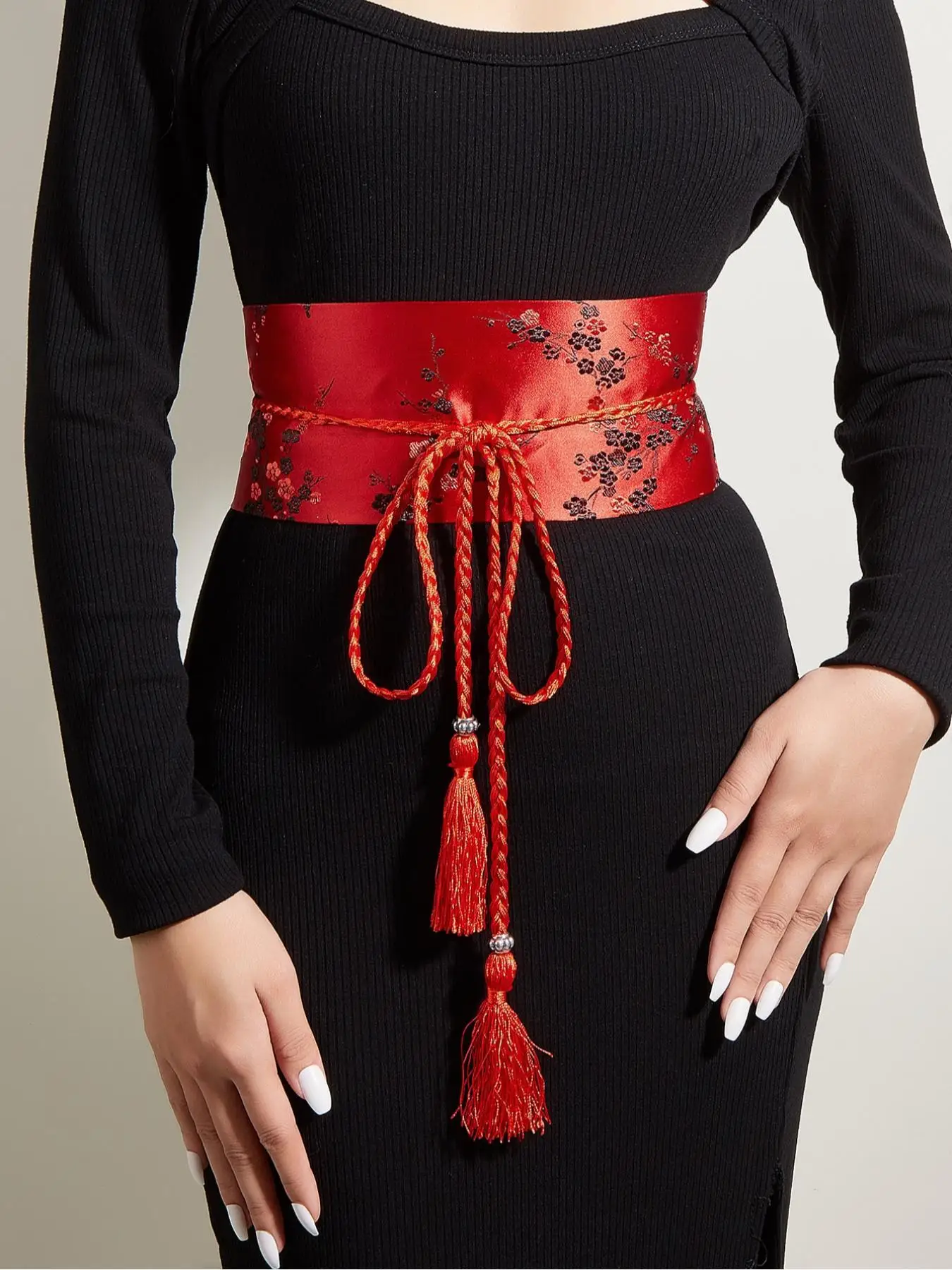 قطعة واحدة من حزام عريض أحمر مطرز عتيق للنساء، حزام قماش على طراز هانفو التقليدي، مناسب للفساتين والملابس الكاجوال، سهل الغسيل اليدوي، تصميم منسوج، فساتين المطابقات، العباءات، مناسب للحفلات، الحرم الجامعي، المواعدة، التنزهات اليومية، عيد الميلاد، عيد الميلاد، عيد الميلاد، عيد الميلاد، مناسبة للارتداء اليومي