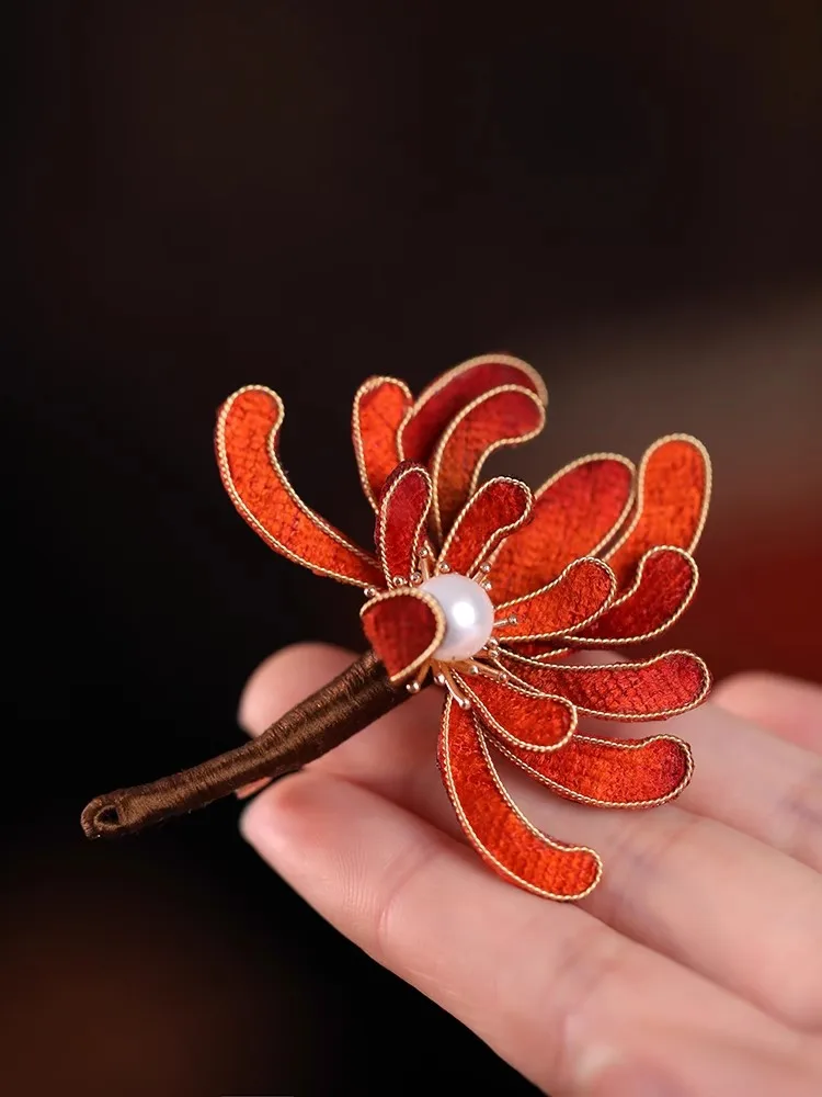 FXLRY Original Handmade Pearl Chrysanthemum Delicate Autumn And Winter Brooch Coat Corsage Aaccessories