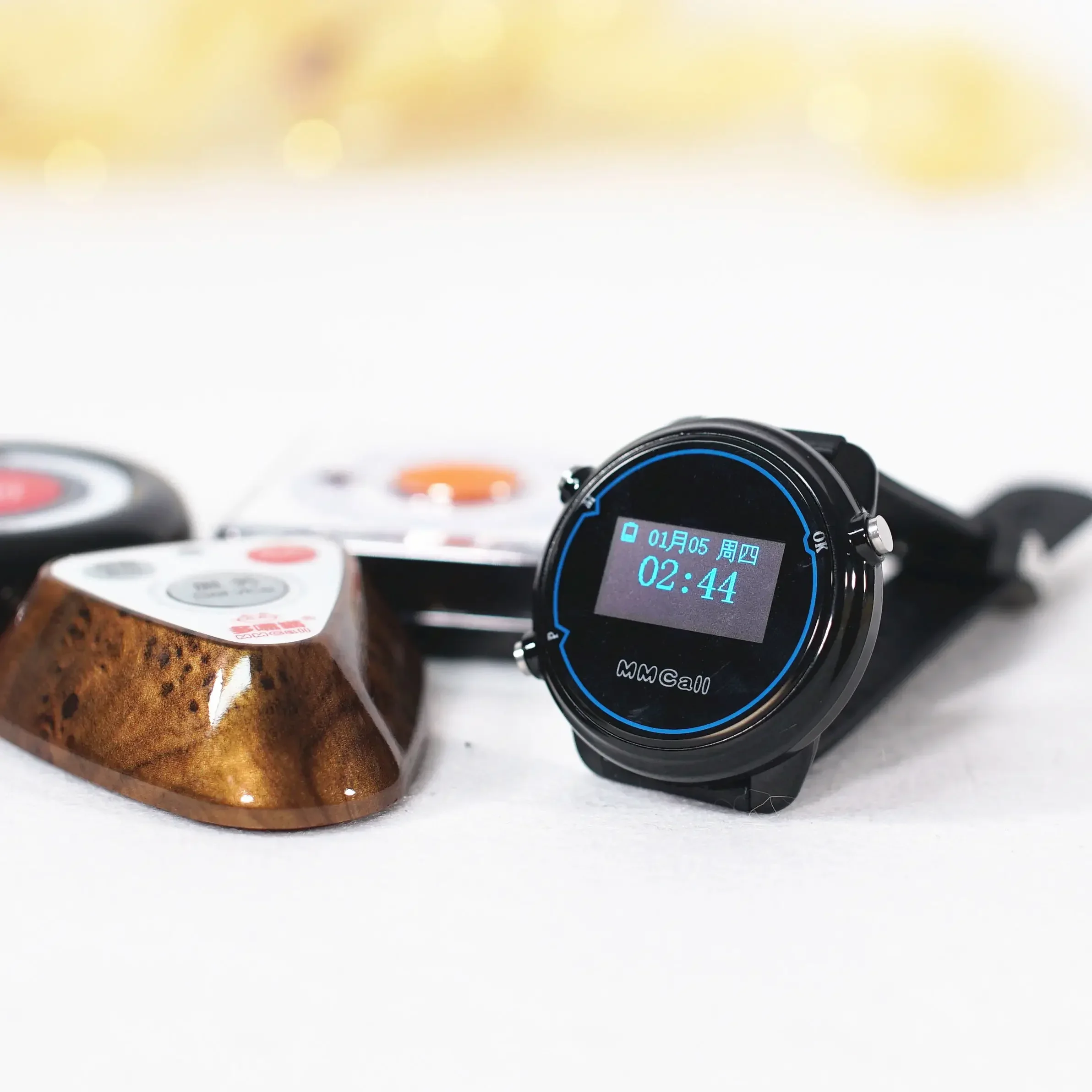 

MMCall Waterproof Rechargeable Pagers with Alphanumeric Message For Staff, Waiters
