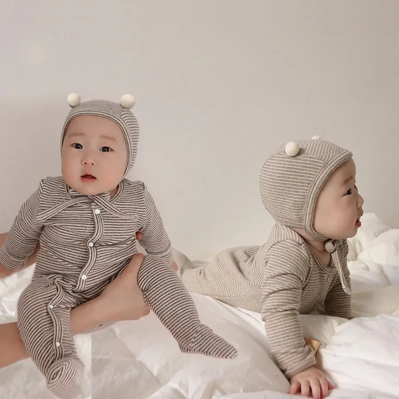 

2026 Spring New Baby Long Sleeve Romper + Hat Infant Boy Girl Casual Striped Jumpsuit Cotton Loose Newborn Clothes 0-24M