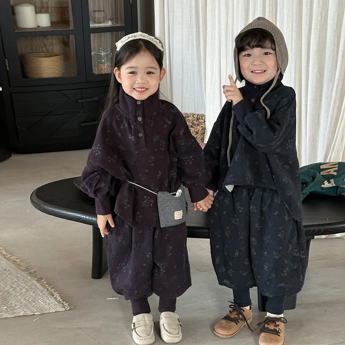 

Комплект детской одежды, водолазка с цветочным принтом, костюм-свитер, осень-зима 202, костюм-двойка для маленьких девочек, свитер + брюки