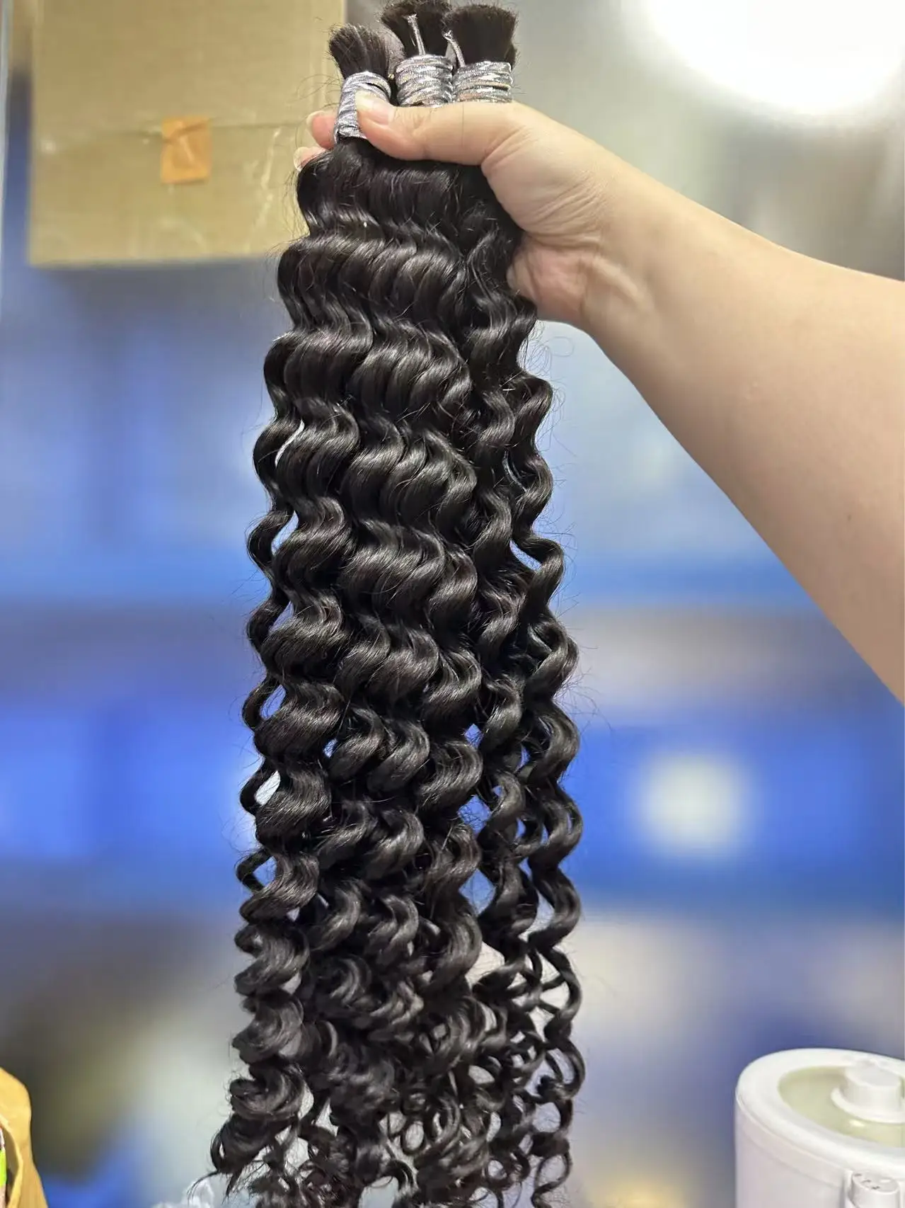 Capelli umani vergini al 100% onda profonda sfusa 100g nero naturale senza trama capelli intrecciati brasiliani per estensioni trecce Boho senza nodi