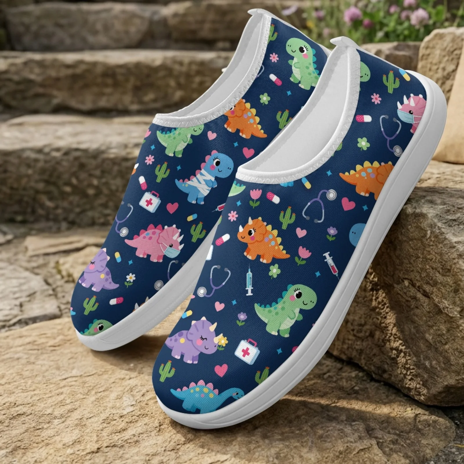 XIXIRIMIDO Slip-on Wide-toed Shoe Nurse Shoes Men's Sneakers and Casual Shoes Zapatillas de Mujer Tenis Feminino Dinosaur Clinic