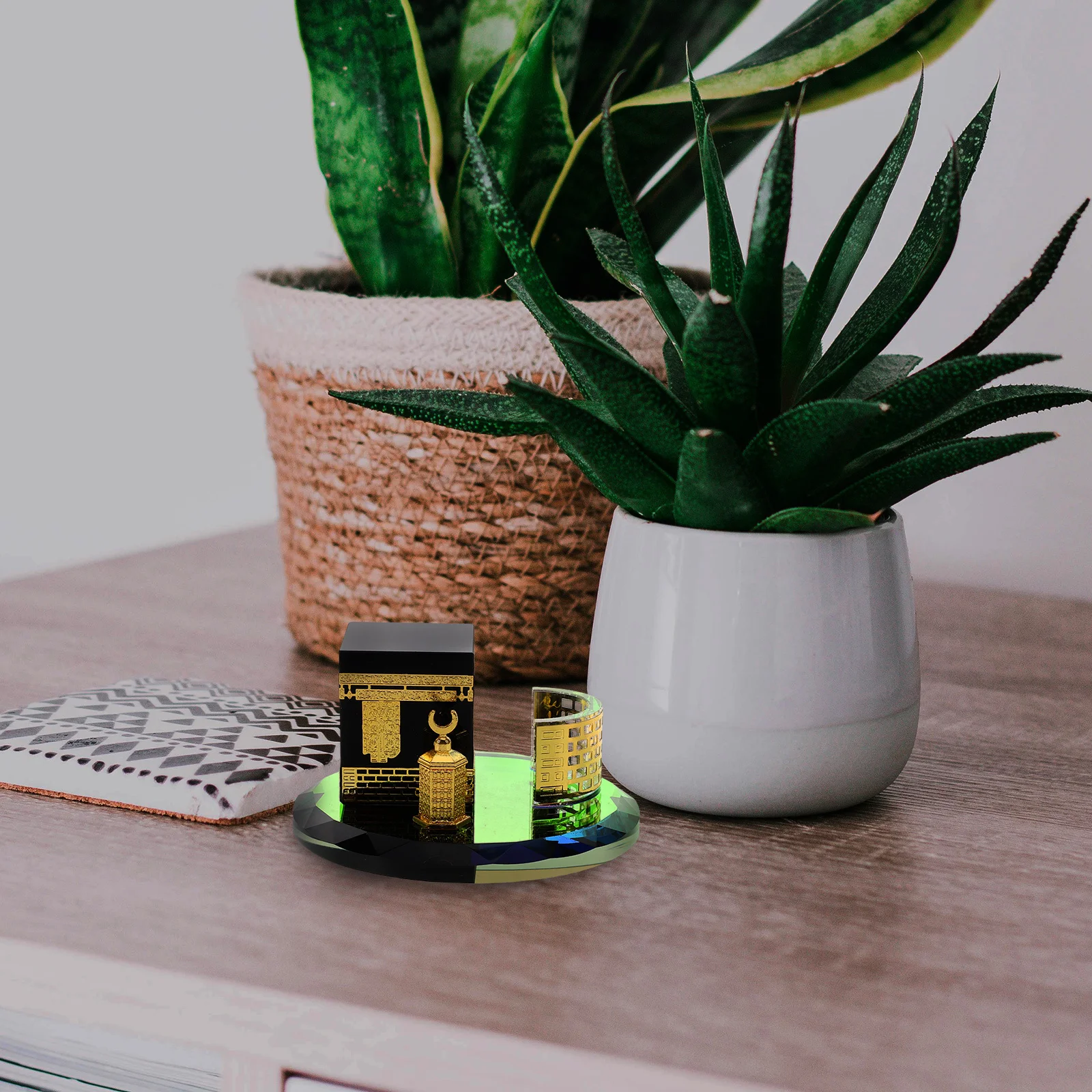 

Shining Crystal Craft Islamic Symbol Home Decor Item for Shelf Desk Car Display Saudi Arabia Cultural Keepsake Present