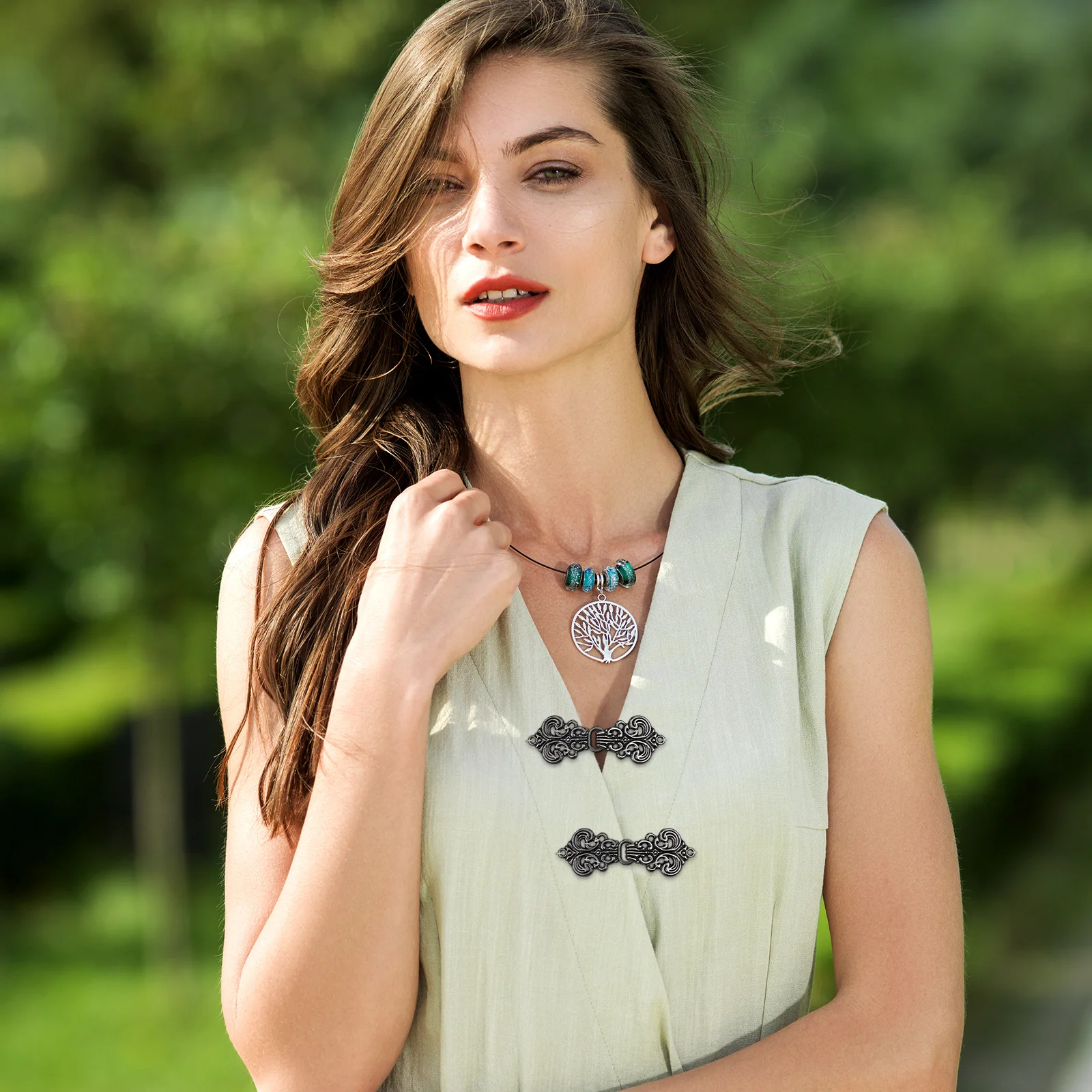 

Auspicious Buckle Silver Chinese Style Garment Clasp For Cheongsam Cardigans Vintage Alloy Clothing