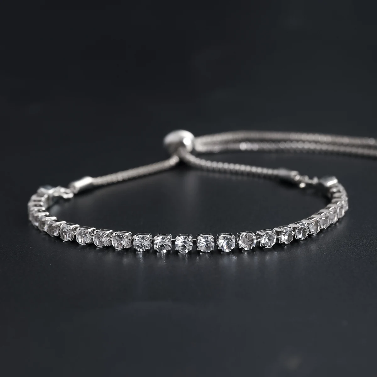 Fine Silver Bracelet Elegant Zircon Tennis Crystal Chain for Women lady Fashion Noble Engagement Wedding Glam
