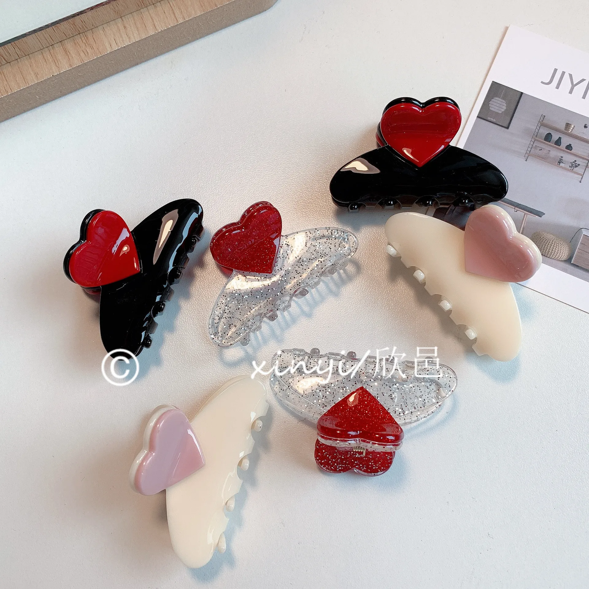 Little Love Hair Clip Cute Peach Heart Claw Clip Sweet Temperament Shark Clip Bang Hairpin Hair Clip Claw Hair Accessories