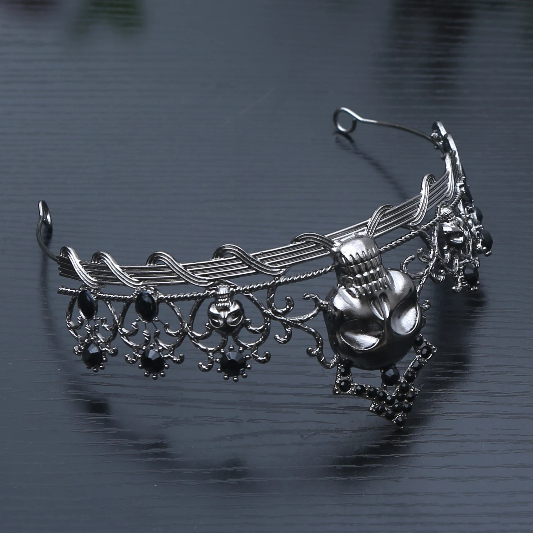 Halloween Personalisierte Totenkopfkrone Gothic Punk Accessoires Rollenspiel Party Feiertags-Matching-Krone – Detail 5