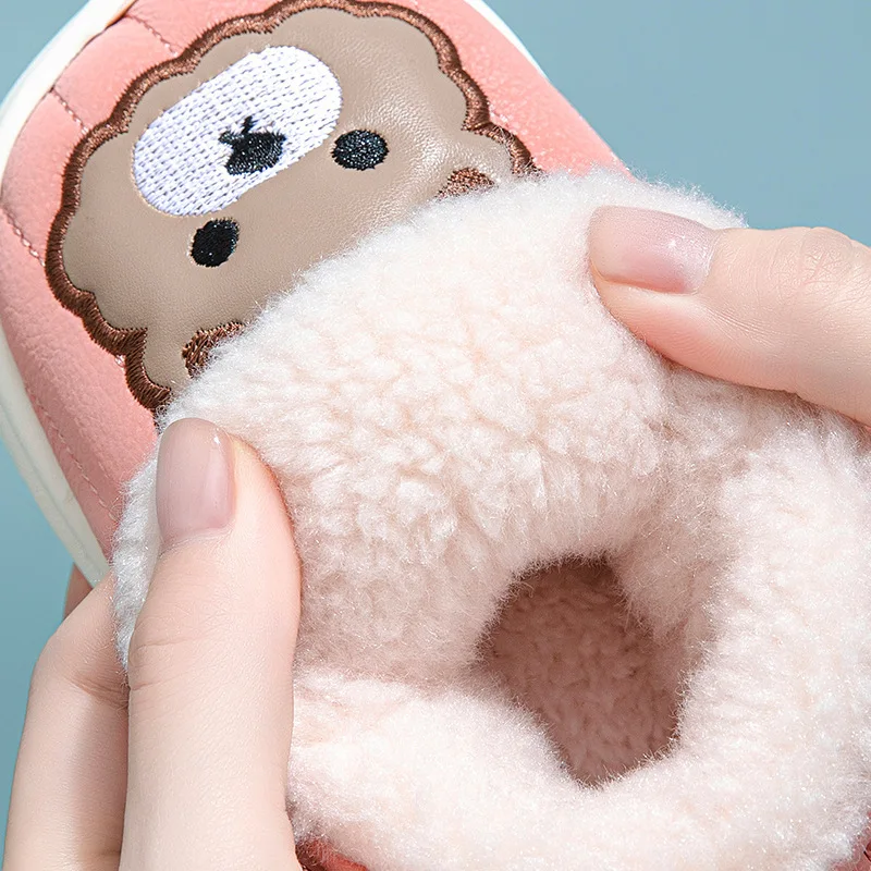 Cartoon Bear Kids Slippers Winter PU Leather Boys Girls Slippers Thick Warm Plush Soft Bottom Children Home Shoes