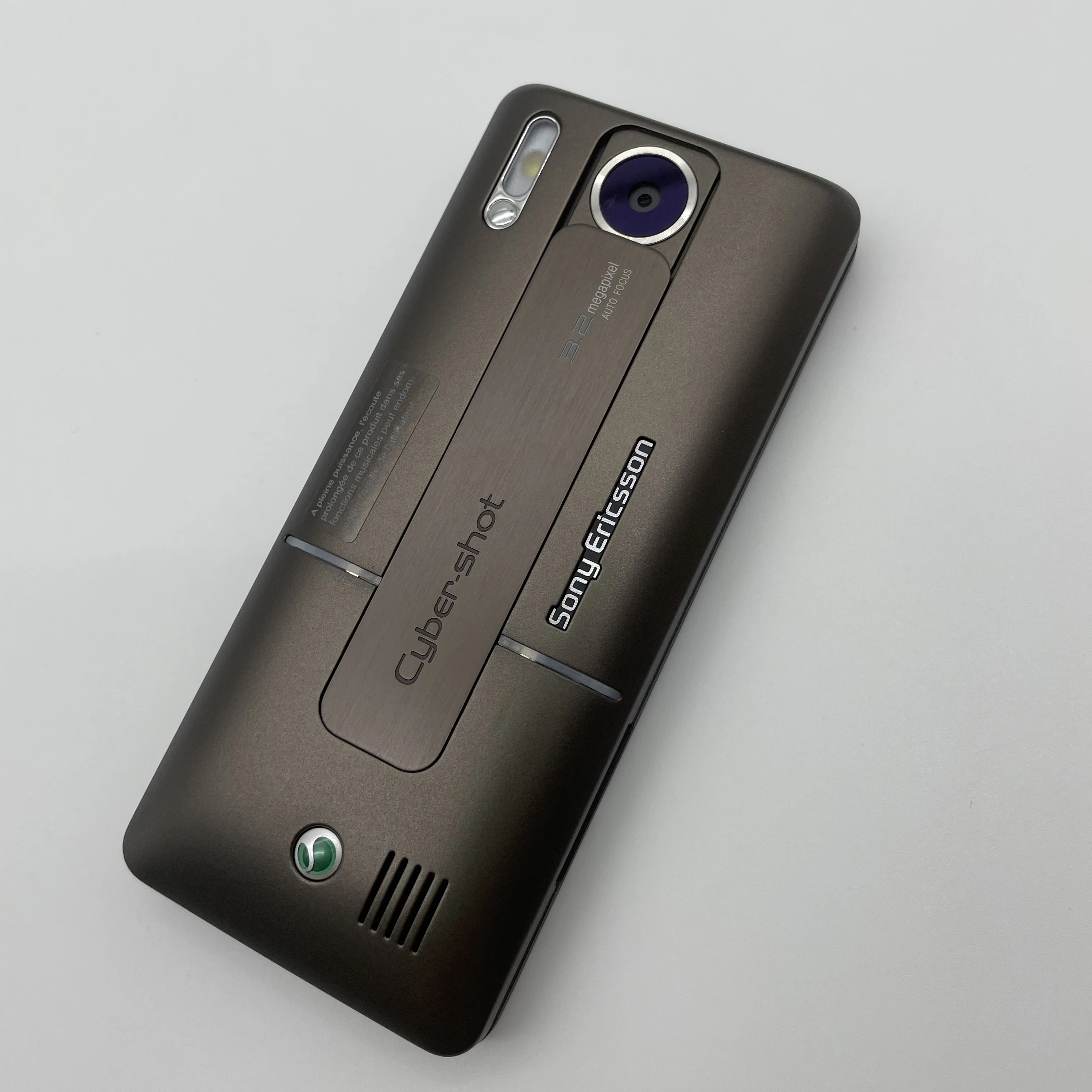 Sony Ericsson K770 Refurbised-Original Unlocked   K770i Phone 3G  3.2 MP Camera FM Free shipping