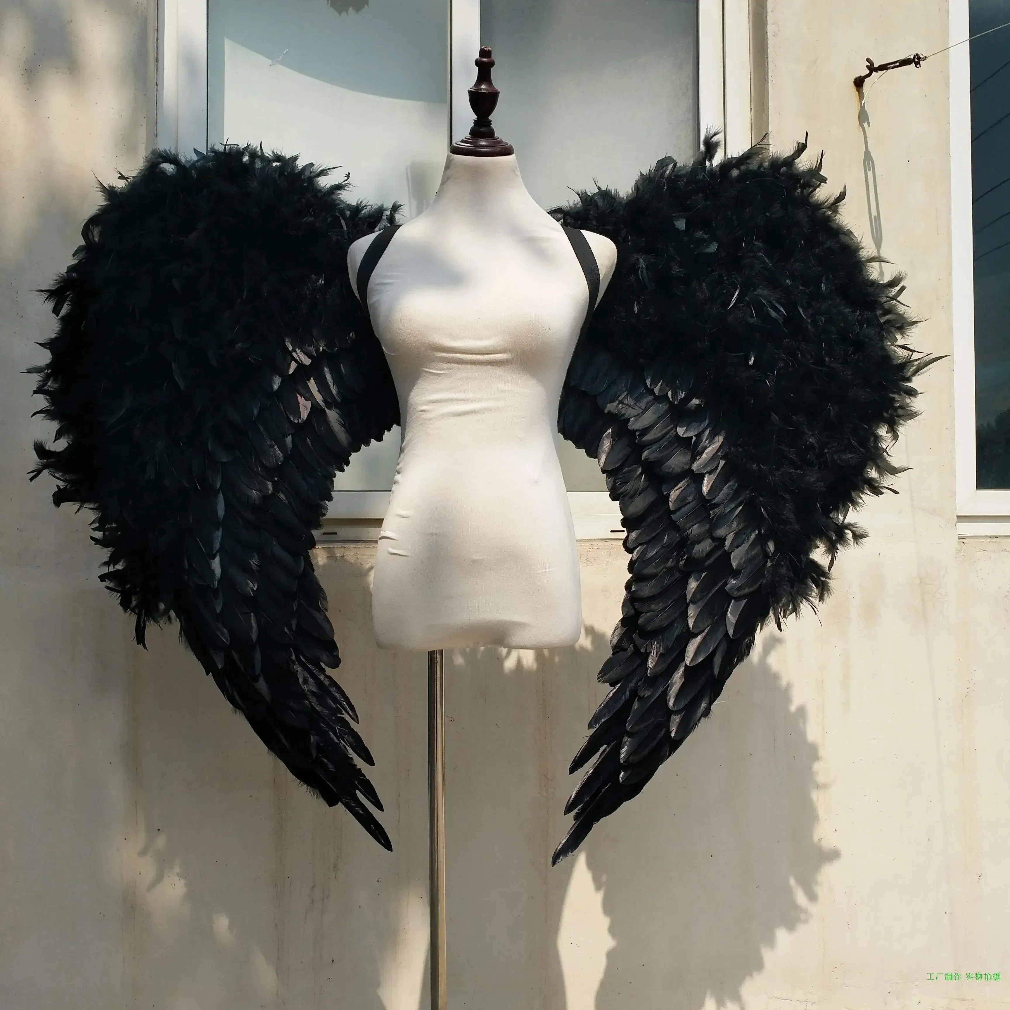 New Model Runway Runway Performance with Black Oversized Feather Wings Adult Gift Cosplay Props Party Birthday Wedding Festival