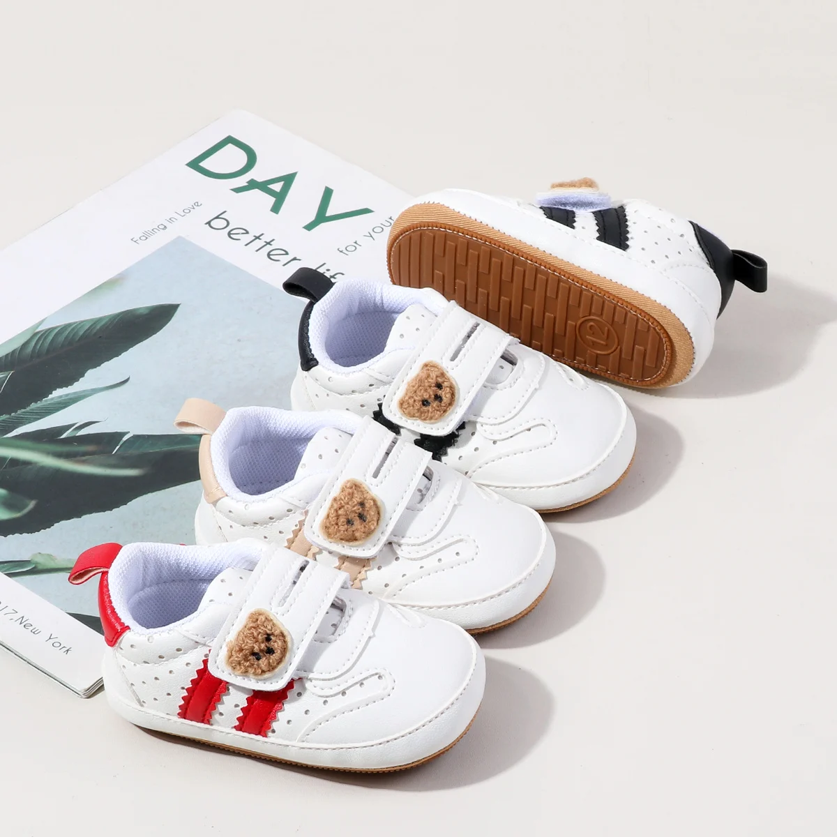 

Кроссовки для маленьких мальчиков и девочек от 0 до 18 месяцев, обувь для первых прогулок с милым медведем и вышивкой, нескользящая спортивная обувь