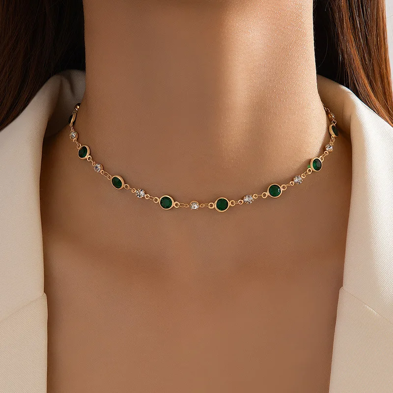 Vintage Elegant Green Zircon Rhinestone Choker Necklaces for Women Simple Handmade Gold Color Collar Necklace Vacation Jewelry