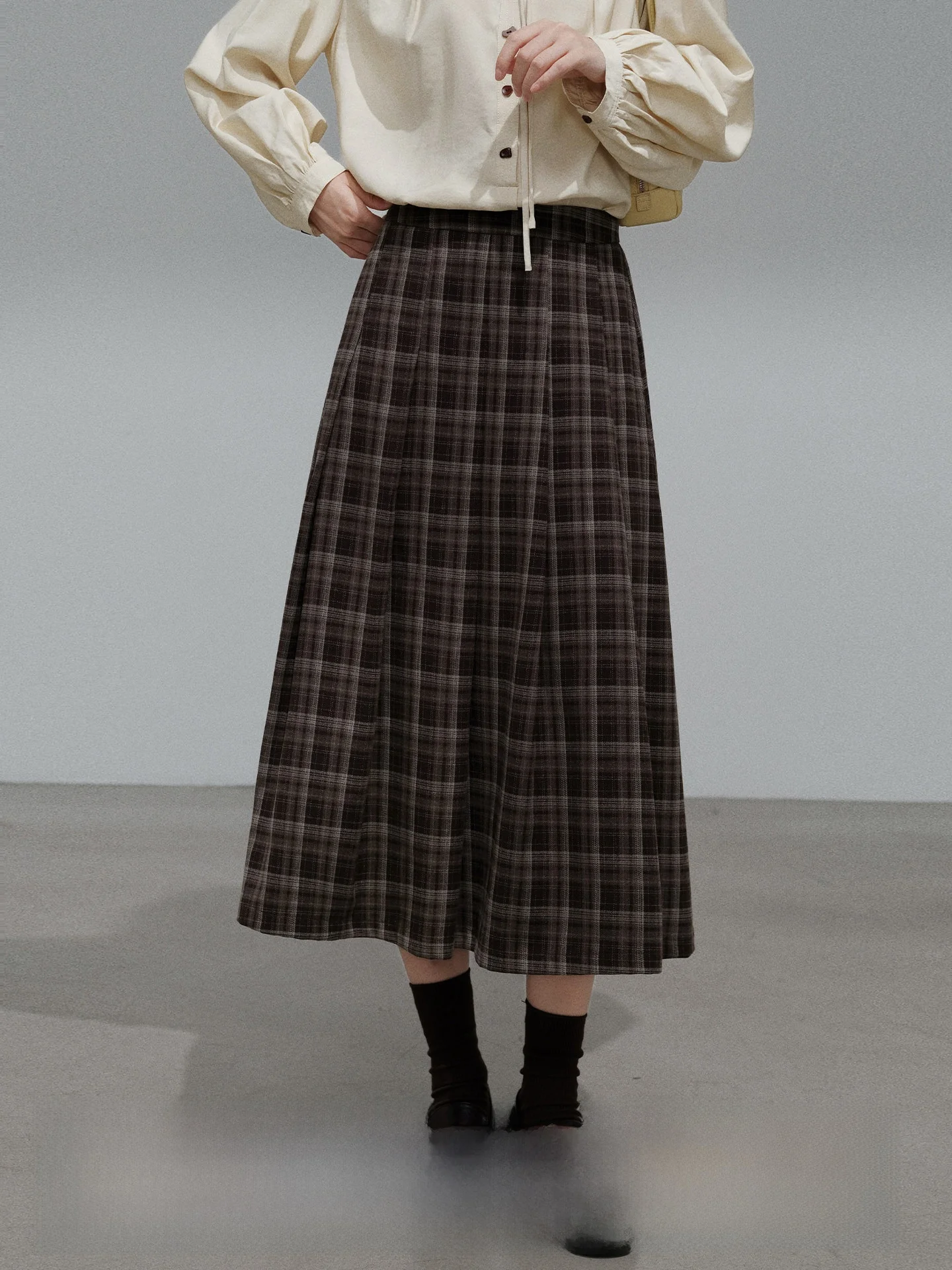 

Шерстяная юбка в клетку в стиле ретро, женская плиссированная юбка средней длины, осень-зима, юбка трапециевидной формы с высокой талией, дышащая кожа...