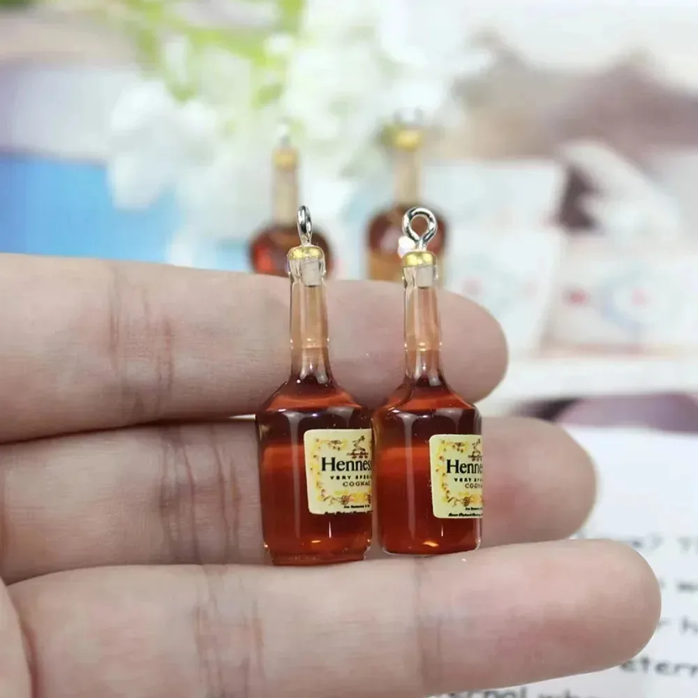 10Pcs/Lot Mini 3D Simulated Wine Bottle Resin Pendants Tiny Liquor Bottle Charms DIY Supplies for Earrings Keychains Jewelry