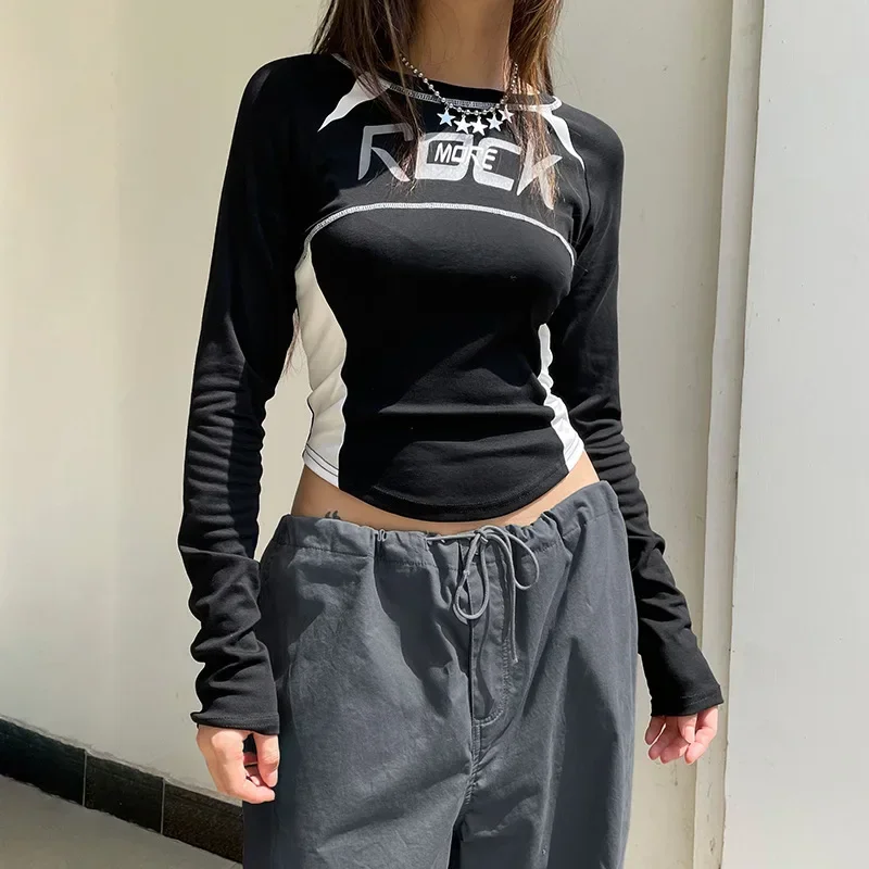 Letter Print Sexy T-shirt Women Autumn Black Streetwear Long Sleeves O-Neck Crop Top Fashion Patchwork Slim Tees Female New 2024