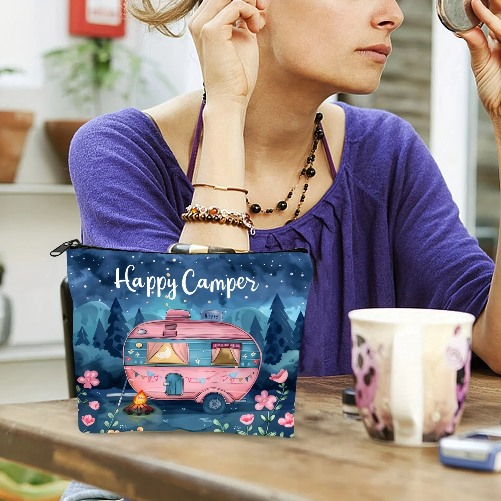 Durable Polyester Happy Camper Vintage Makeup Bag - Travel Organizer for Cosmetics & Medicine - Perfect for Camping Adventures