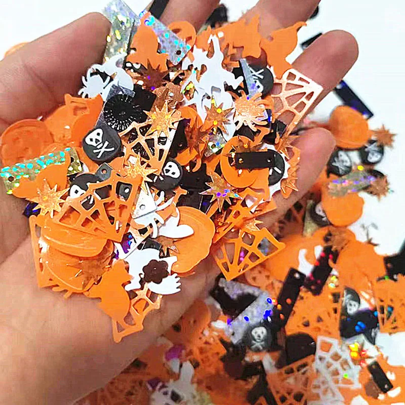 10/50g Halloween Decoration Sequins Confetti Wizard Spider Ghost Skull  Bat Pumpkin Scraps Lentejuelas Party Gathering Supplies