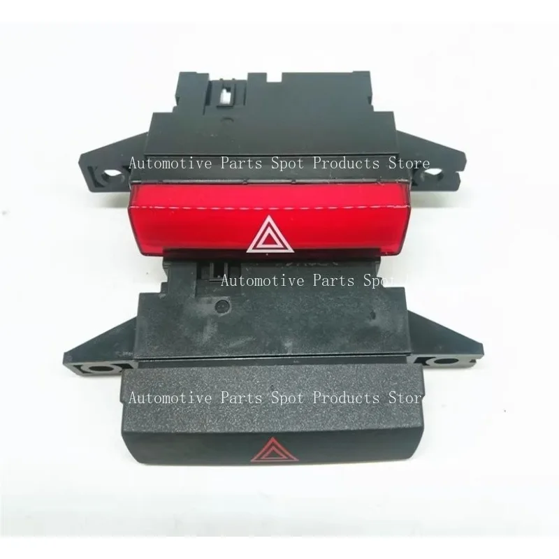 1PC Emergency Double Flash Switch Suitable for CRV 2012-2016