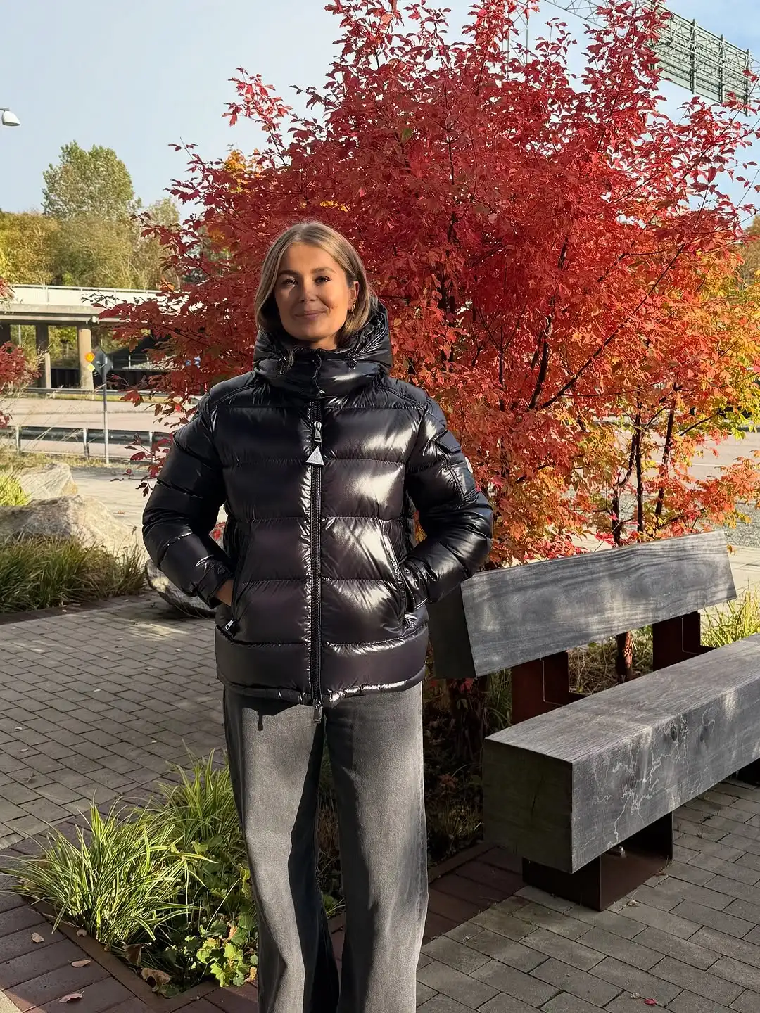 أزياء سوداء لامعة مقنعين معطف القطن المرأة عارضة الوقوف طوق سستة ضئيلة سترة دافئة سيدة الشتاء اليومية تخفيف ملابس خارجية #3