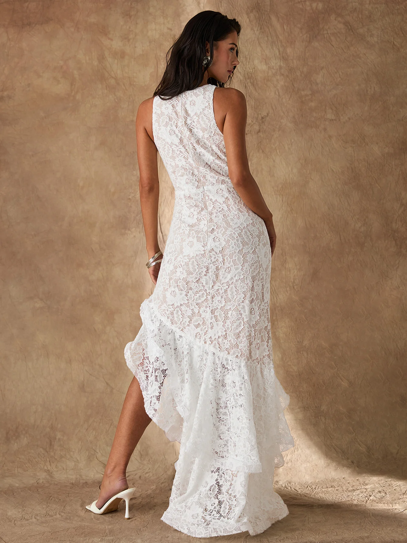 2026 Women's Sleeveless Lace Evening Dress French Elegant Slim Fit Long Style Banquet Evening Gown with Slit