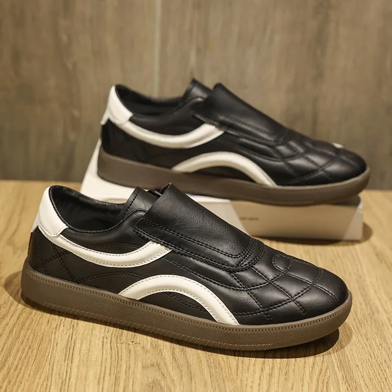 

New men's casual walking outdoor men's skateboarding shoes autumn sports shoe fashionable