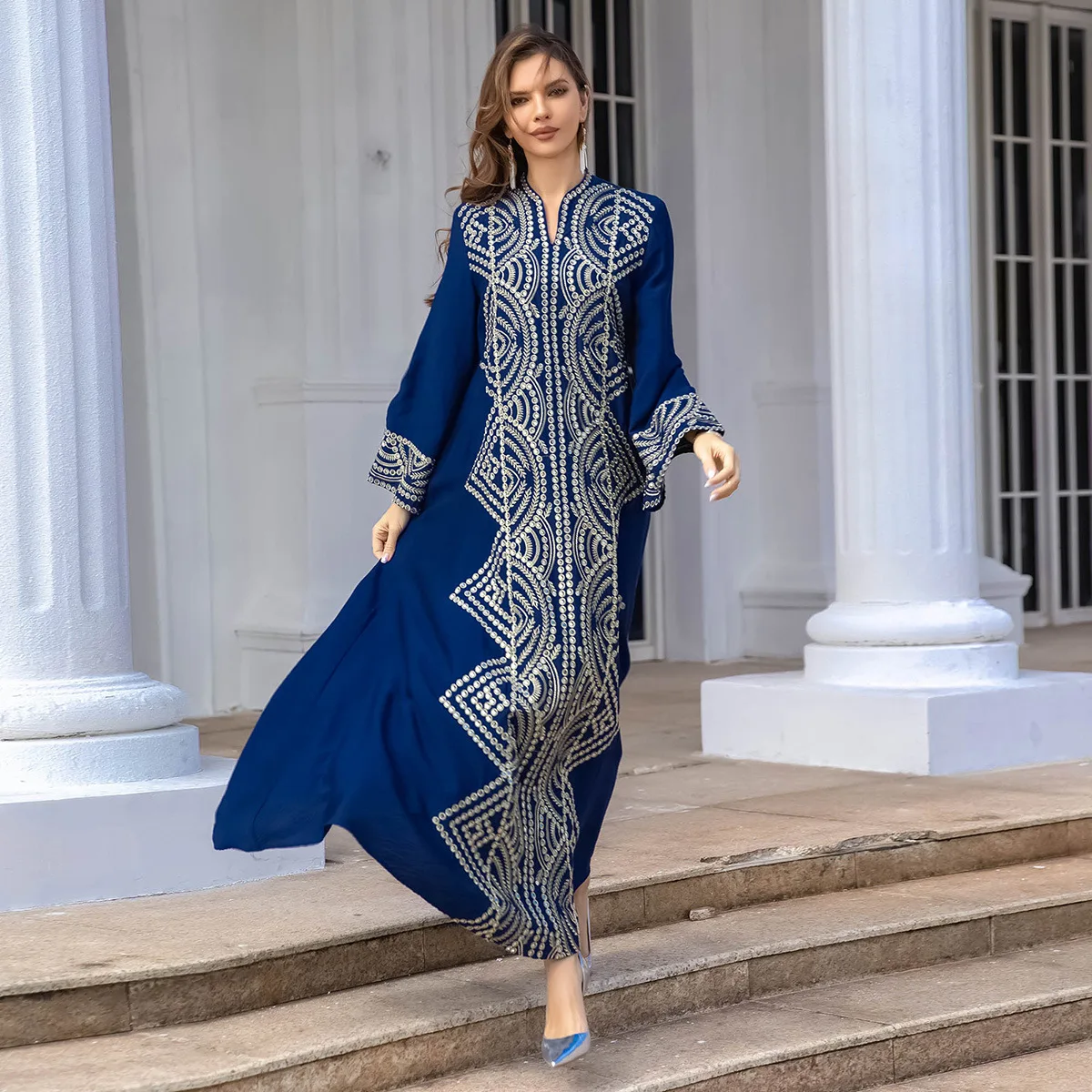 2024 New Middle Eastern Kaftan Ladies Evening Dress Muslim Women's Robe Sequin Embroidered Abaya Dubai Party Islam Clothing