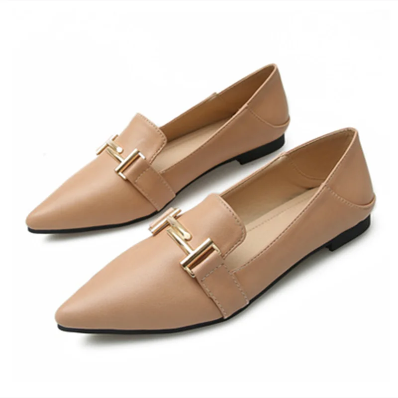 Dame metalen ketting flats smalle teen grote maat 48 29 cm microvezel mocassins zwart wit Amerikaanse en Europese stijlen Desinger schattig