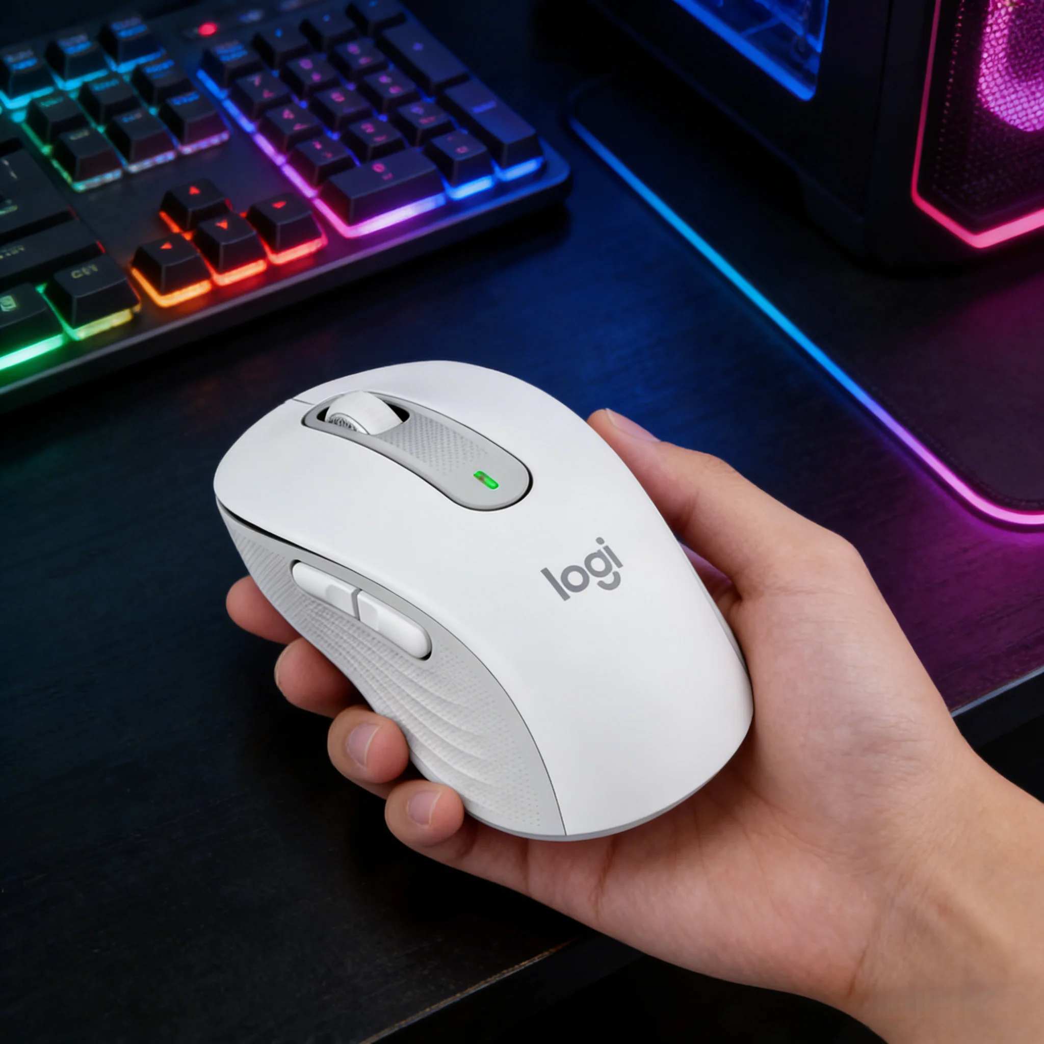 

Logitech M650 Wireless Mouse Silent Click Ergonomic 2000 DPI Multi-Device Bluetooth Logi Bolt 24 Months Battery For PC Laptop