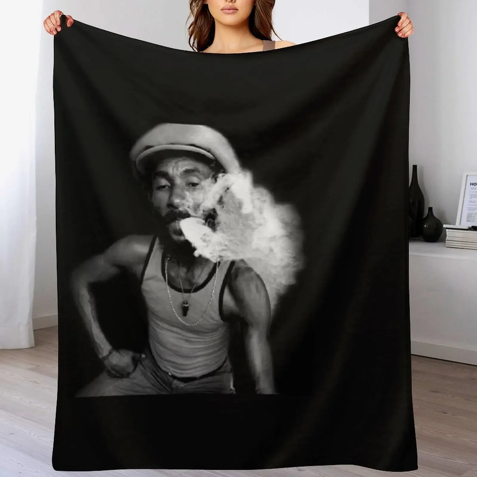 

Lee Scratch Perry T-Shirt Throw Blanket Vintage Flannels Travel Soft Big Blankets