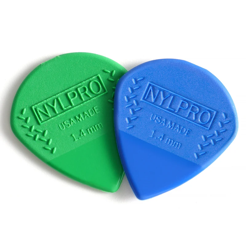 Nylon Pick. 3NP JAZZ 3 nylon material non-slip/quick solo/wear-resistant Acoustic /electric guitar picks. 1.40mm thickness.