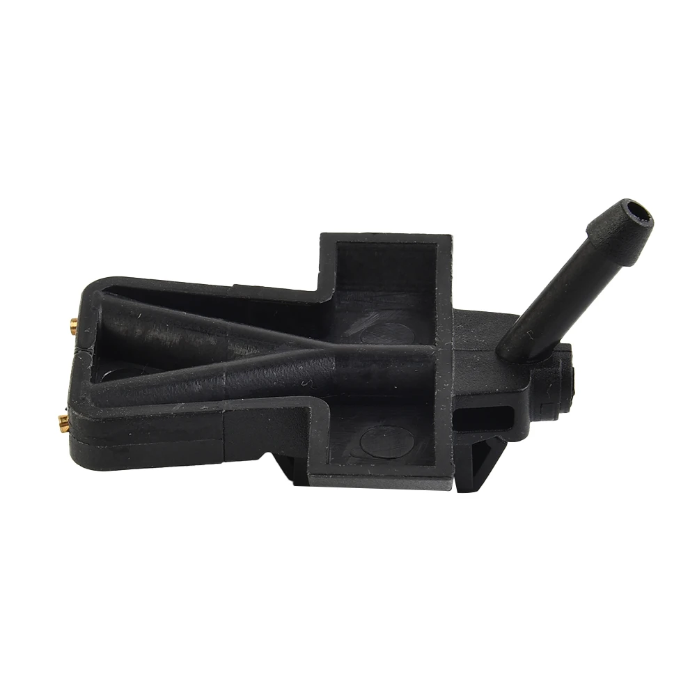 1Pcs Windscreen Windshield Washer Jet For Nissan Micra K12 2003- 2010 28930AX600 Plastic black Windshield Washer Jet