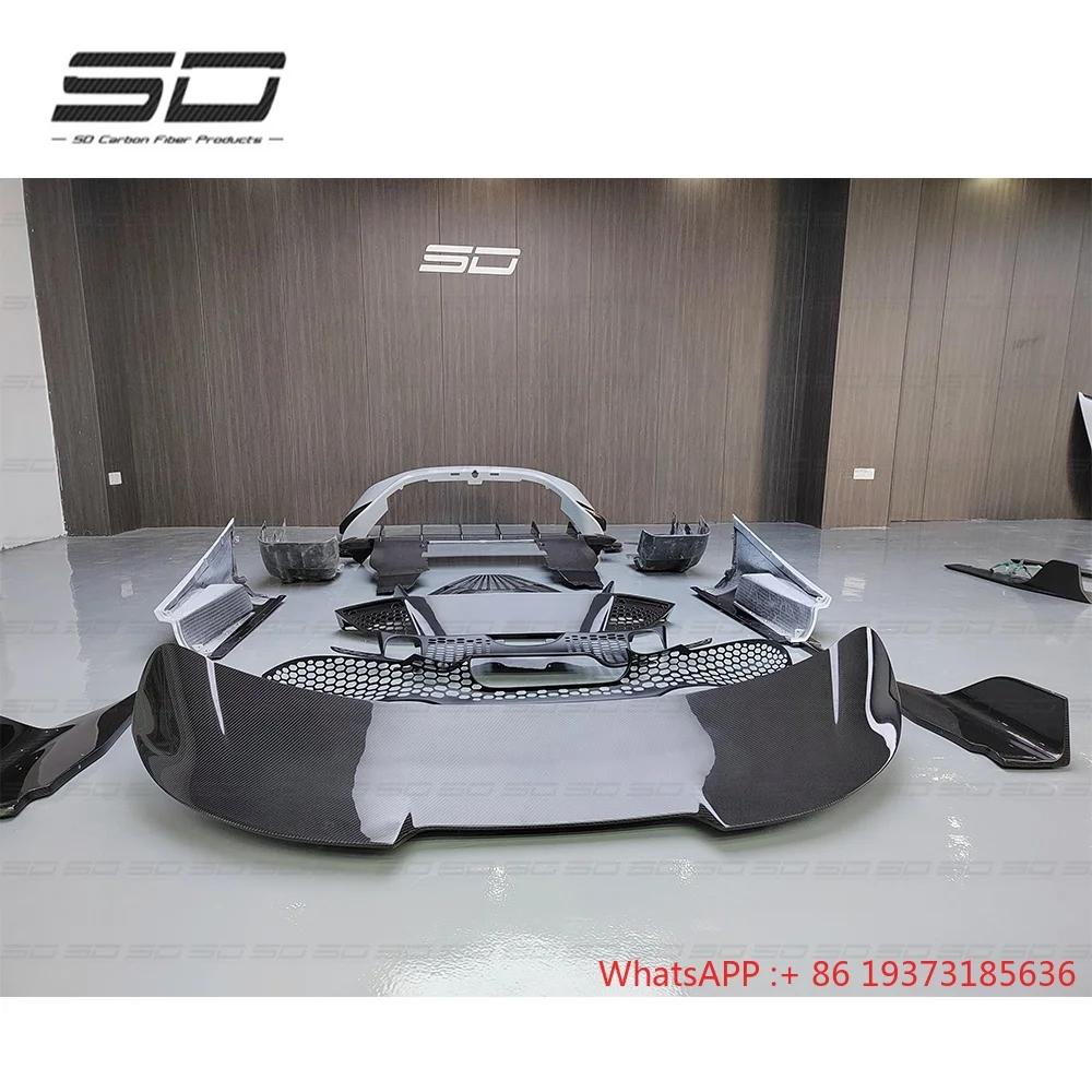 Upgrade to 765LT Carbon Fiber Body Kit Car Bumper Side Skirt Rear Bumper Rear Diffuser for McLaren 720s