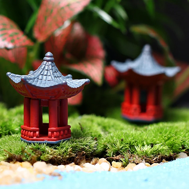 2Pcs Mini Japanese Torii Gate Figurine, Micro Shrine Gazebo Ornament, Retro Garden Micro Landscape Decor for Desk Shelf