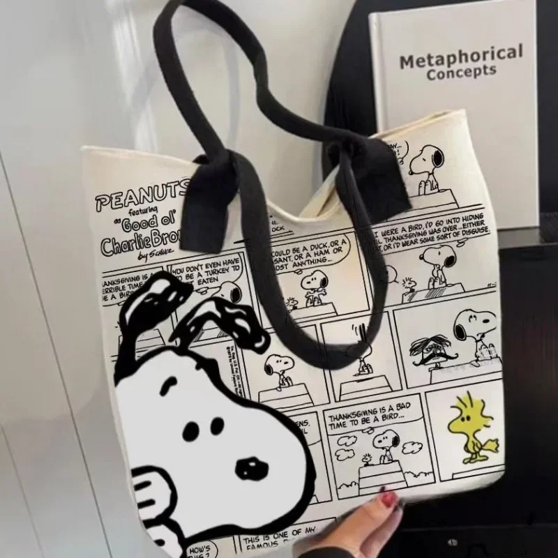 Canvas Bag Women High Capacity Bag Fashion Cartoon Snoopy Handbag Versatile One Shoulder Tote Bag Christmas Present for Girls