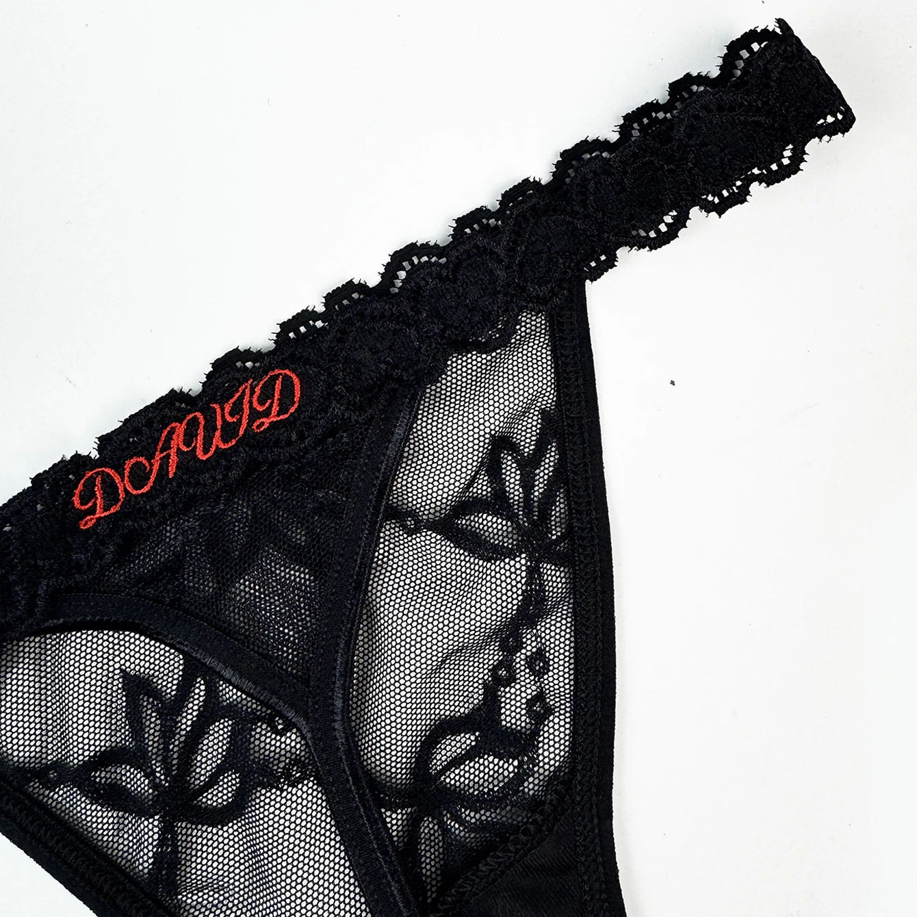 سراويل داخلية من الدانتيل للنساء سراويل داخلية مطرزة حسب الطلب منخفضة الخصر ملابس داخلية ناعمة ومريحة سراويل يومية