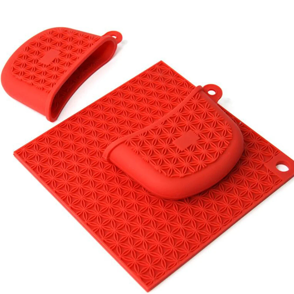 

3Pcs Heat Resistant Silicone Pot Handle Sleeve Anti Slip Pot Holder Kitchen Tools Cooking Heat Protection Grip for Home