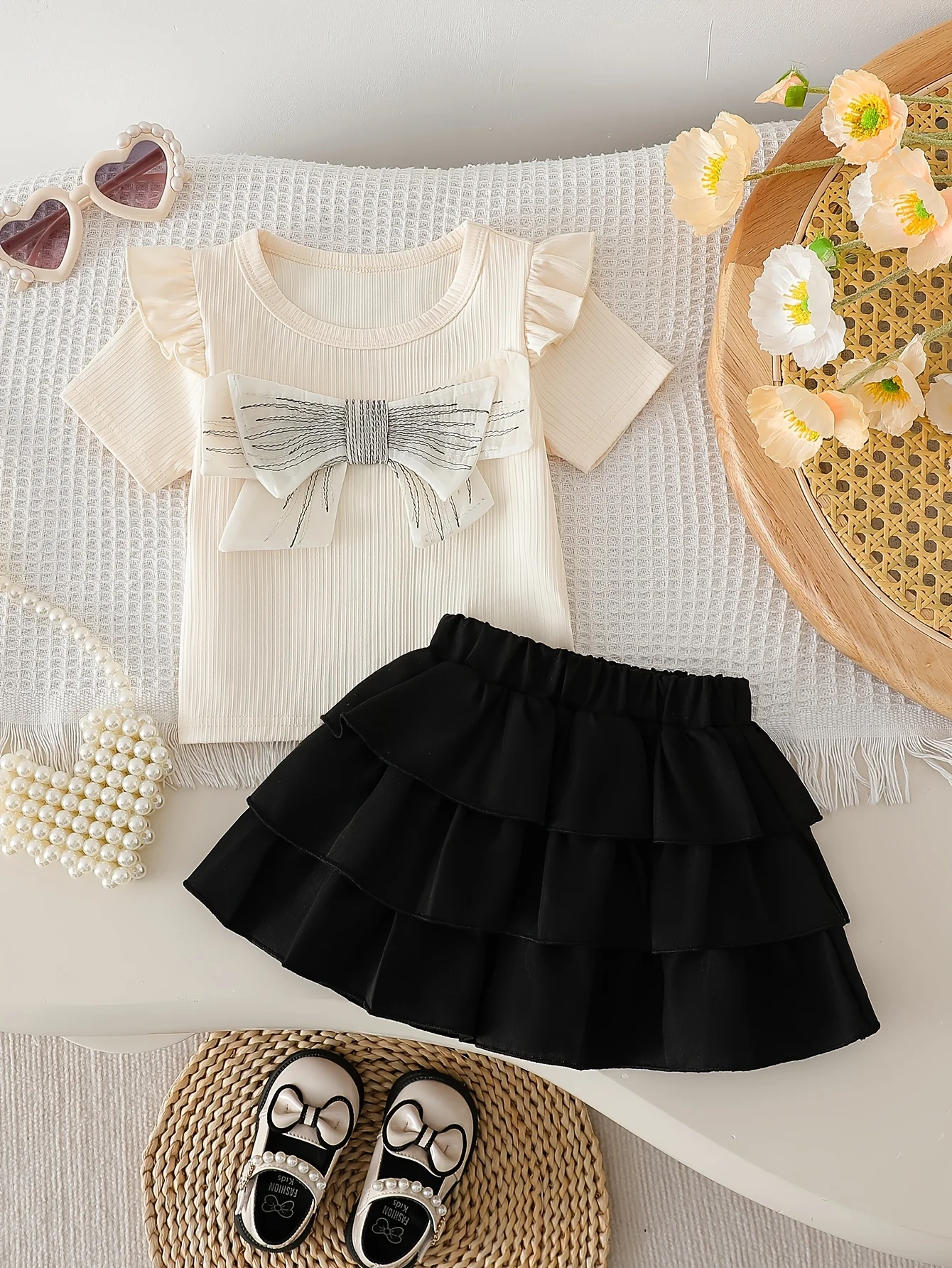

Baby Girl 2-Piece Outfit: Bow Decor Top + Ruffled Layered Skirt – Valentine's & Birthday Gift for Toddler