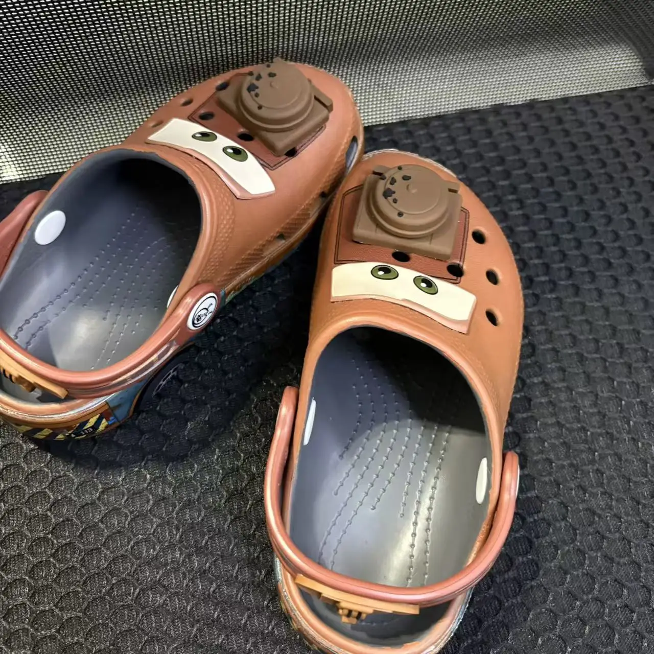 

Mcqueens Pixar Mater Cartoon Solid Waterproof Slippers Hole Sandals Outdoor Sand Children Sandals Casual Breathable Eva Shoes