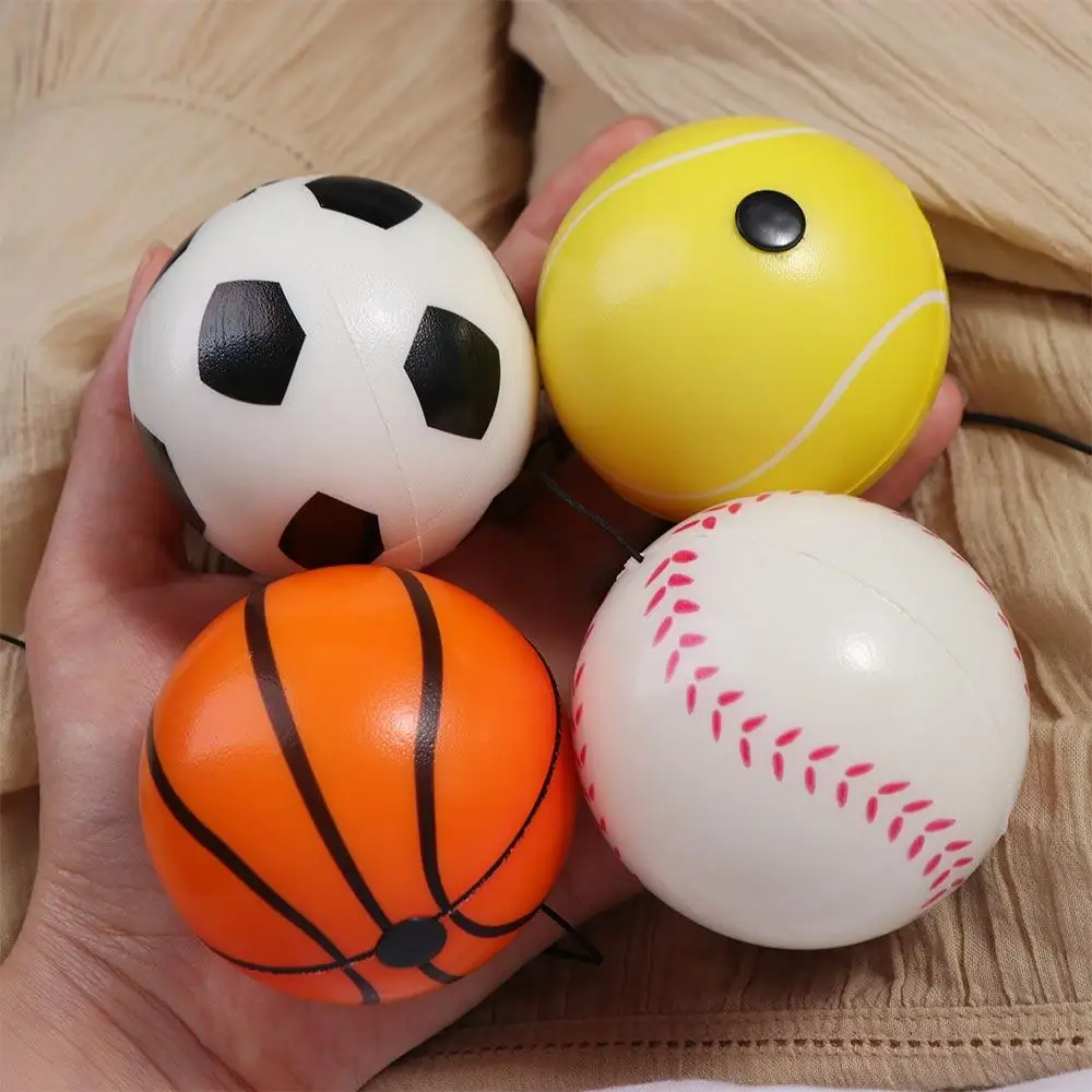 Na corda elástica saltando bola de retorno mão jogo de bola chato mão rebote bola futebol tênis bola saltitante com alça elástica