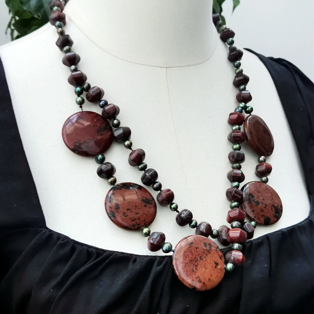 

Lii Ji Brown Color Necklace Obsidian Pearl Blood Stone Necklace Women Jewelry Stock Sale 67cm
