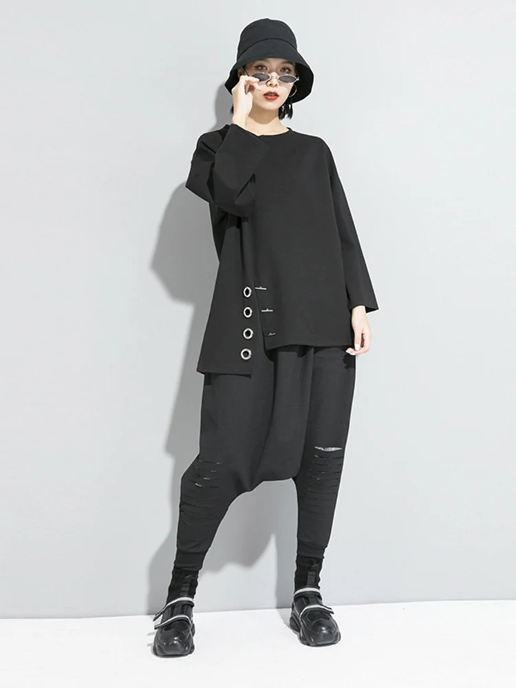 [EAM] Women Black Asymmetrical Stitch Big Size T-shirt New Round Neck Long Sleeve  Fashion Tide  Spring Autumn 2024 1S190