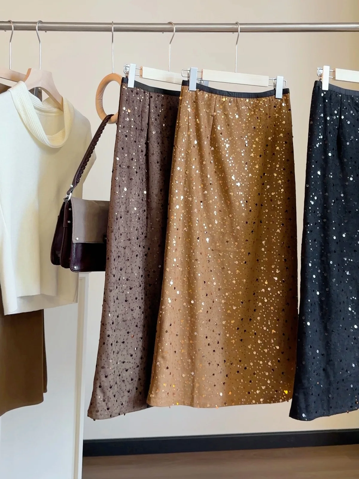 Women Black Sequin Midi Skirt High Waist A-line Glitter Sparkly Flowy Long Skirt Elegance Y2K Evening Party Prom Clubwear Bottom