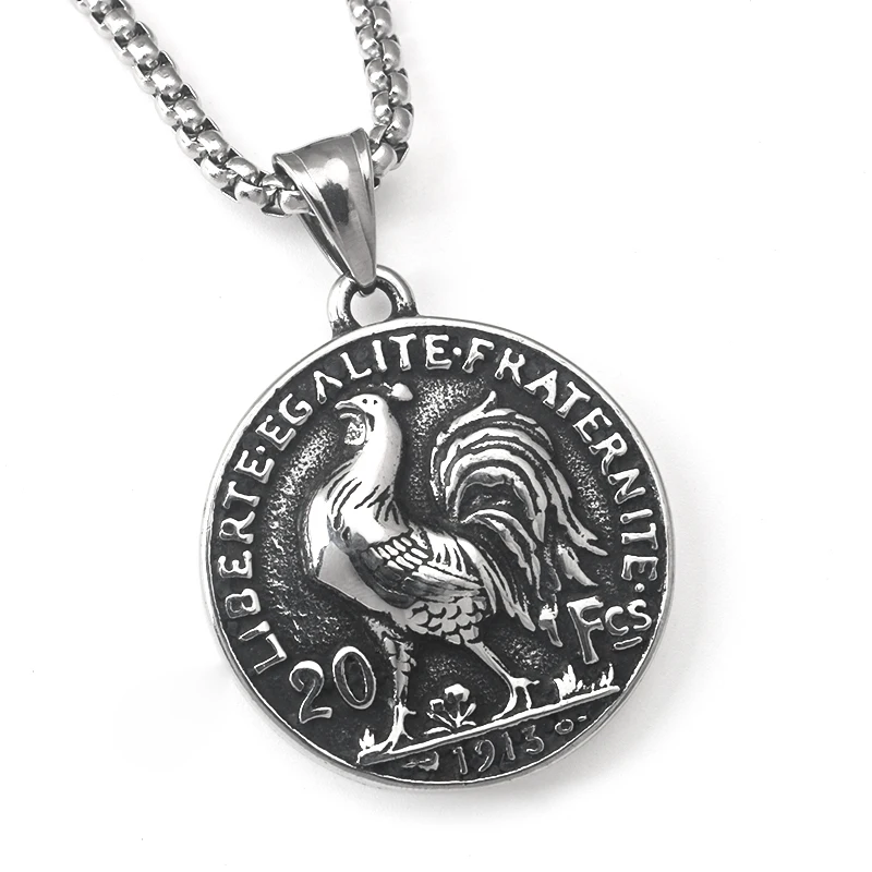 Stainless steel fashion personality vintage round brand three-dimensional rooster rooster pendant necklace